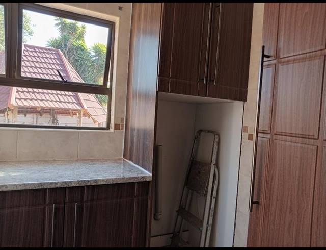 3 BEDROOM HOUSE FOR SALE IN GREENHILLS